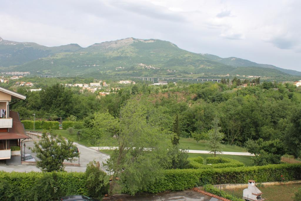 Isola del Gran Sasso dʼItalia Residence La Piscina المظهر الخارجي الصورة