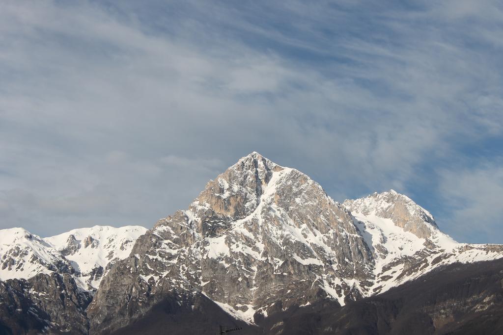 Isola del Gran Sasso dʼItalia Residence La Piscina المظهر الخارجي الصورة